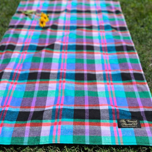 Stadium Mini Small Flannel Blanket Garden Island 1