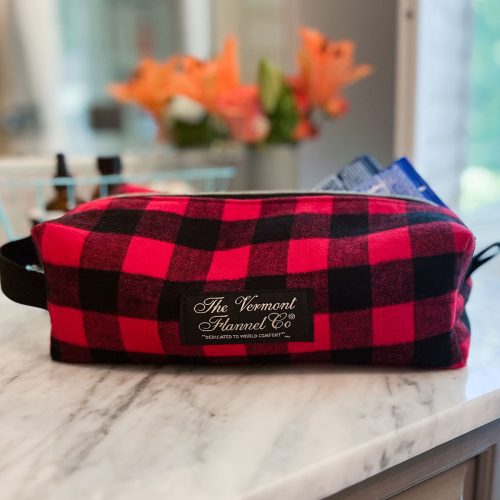 ToiletryBag RedBuffalo1