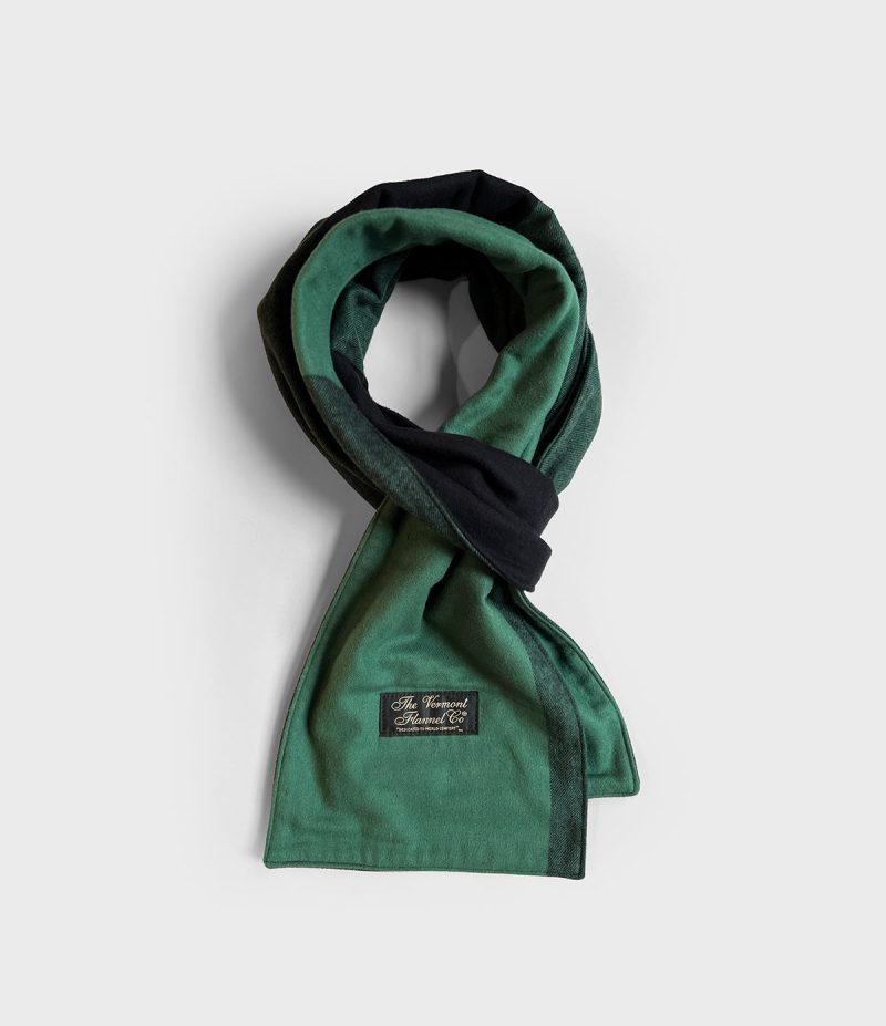 VFC Flannel Scarf Evergreen Lux Silo 1