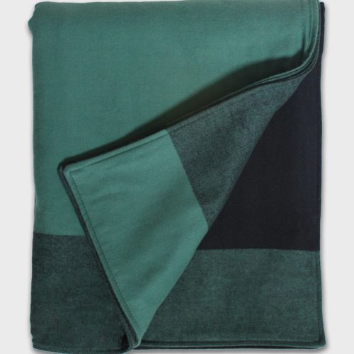 VFC Organic Green Black Flannel Throw Blanket 1